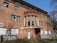 SAM_1628 Außenansicht Straße.jpg